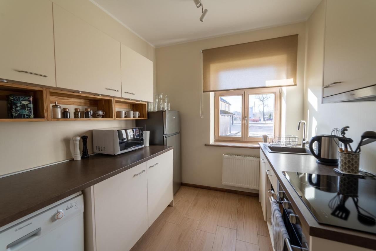 Guest House In Dobele City Center- Pilsetas Maja Zewnętrze zdjęcie